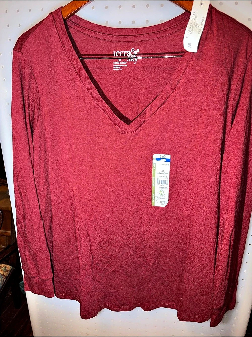 NWT Terra & Sky Core V-Neck Long Sleeve Tee Red 1X